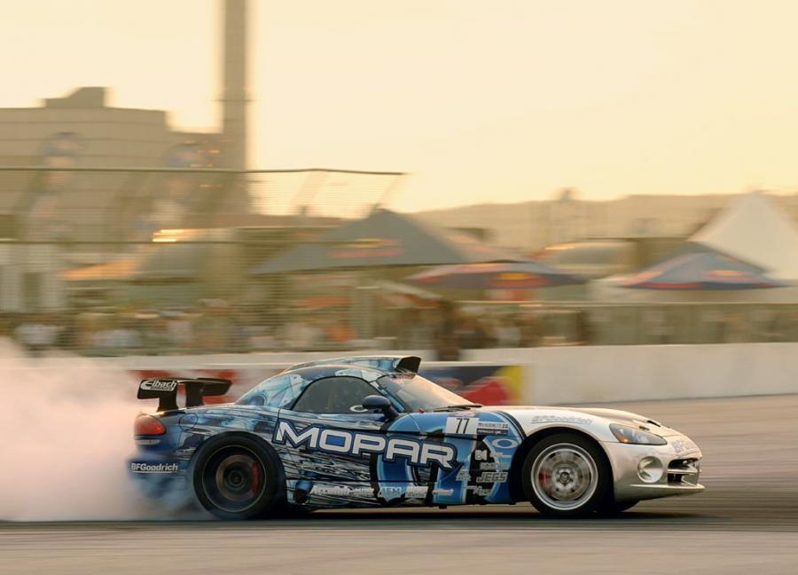 Dodge Viper SRT10 Formula Drift by Mopar 2008 года  (фото 13 из 17)